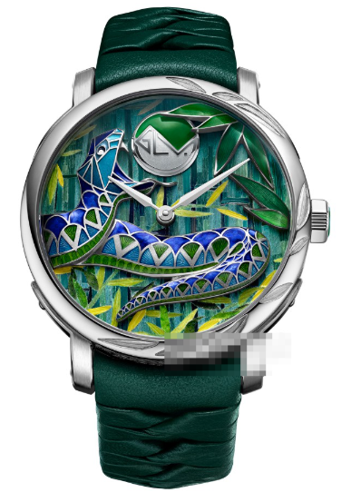 Louis Vuitton タンブール クロノグラフ W3WG21、モノグラムのDNAを刻む、革新のスポーツウォッチ